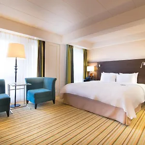 ***** Hotel Renaissance Países Bajos